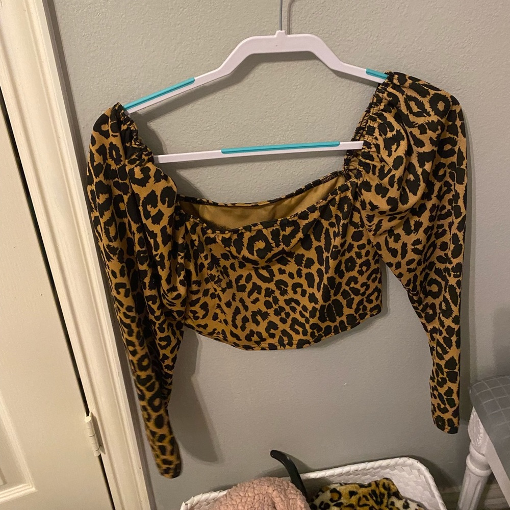 Leopard crop top - Picture 2 of 4
